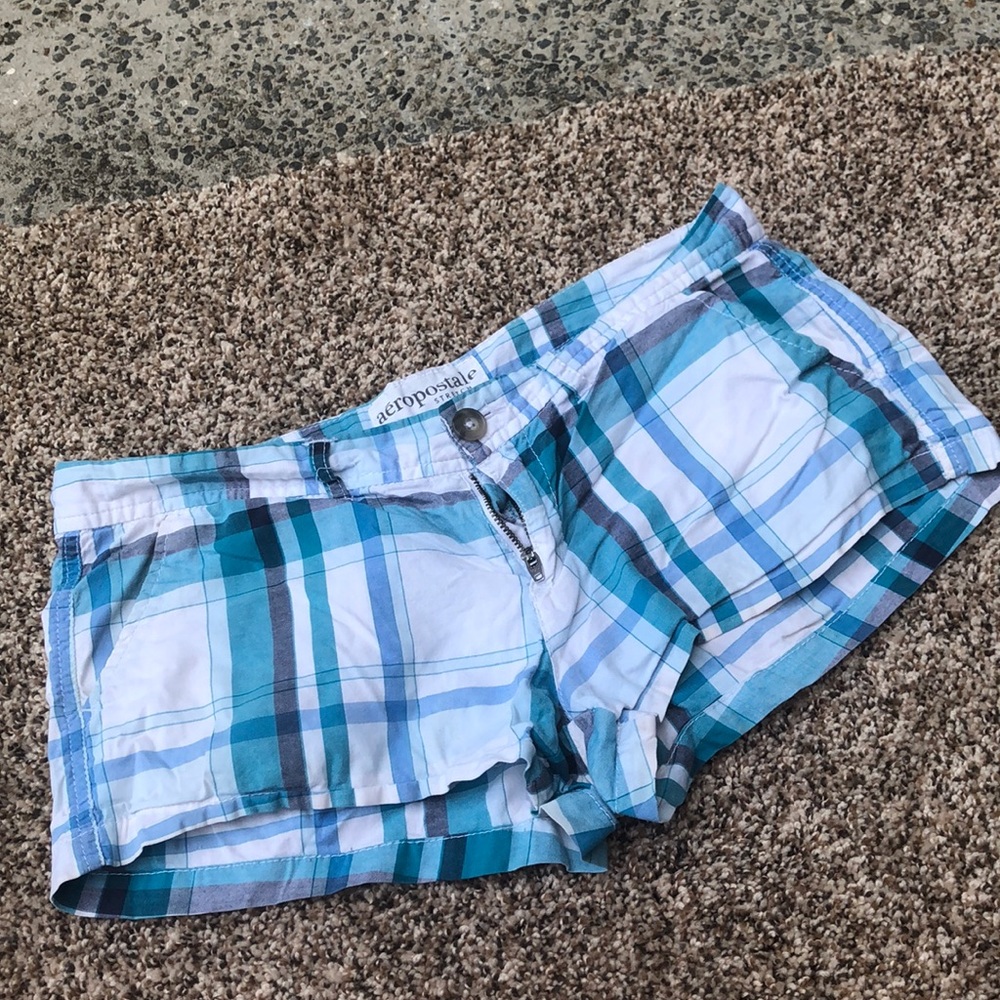 Cute aqua colored aeropostal shorts!!!
